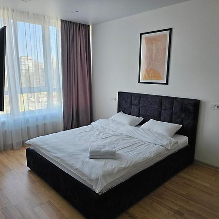 Nyvky Like Home - Studio - Apt 35 키예프 외부 사진