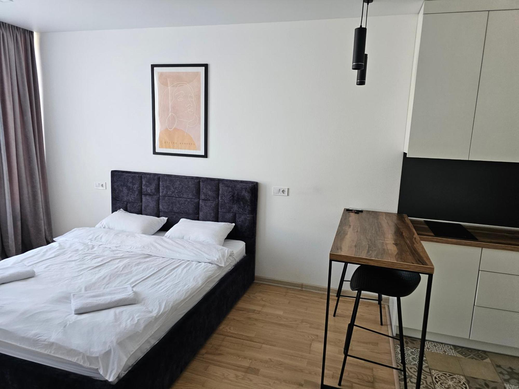 Nyvky Like Home - Studio - Apt 35 키예프 외부 사진